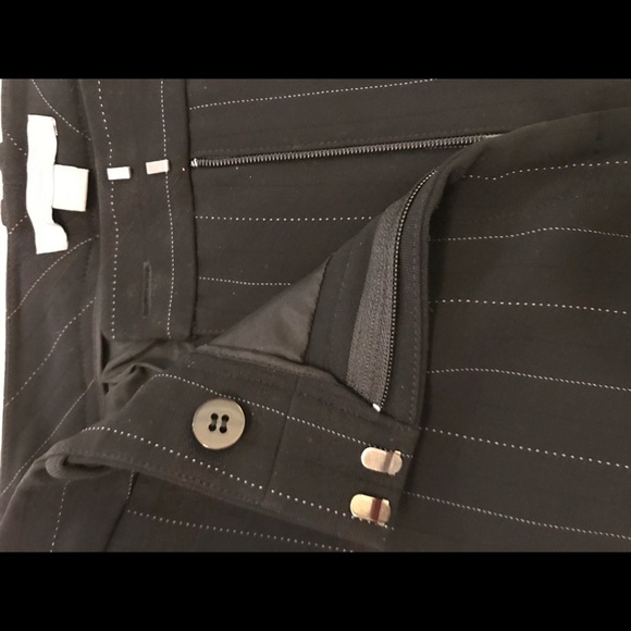 Ann Taylor Black pinstripe slacks size 4p - Picture 5 of 7